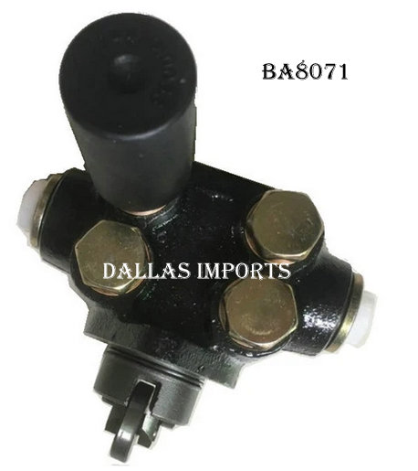BA8071 - BOMBA ALIMENTADORA NEW HOLLAND / FIAT ALLIS / MERCEDES BENZ/Tractor seria GG210 , G240/Ford Tractor seria 708870 , 8870A , 8970 , 8970A COM 2 CONEXÃO E ARRUELA