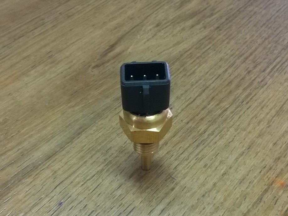 ST06C6 - SENSOR TEMPERATURA CHERY QQ PLUG QUADRADO 3 PINOS